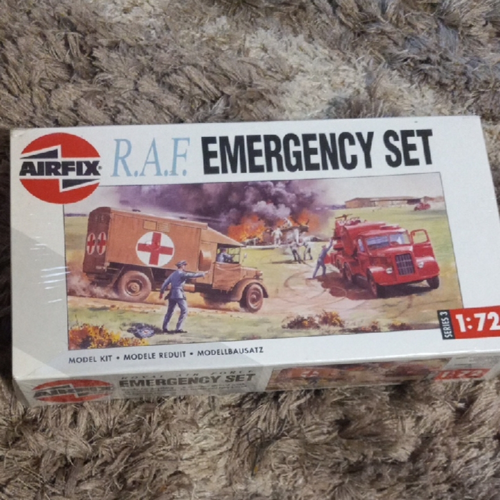 Airfix Royal Air Force Emergency Set